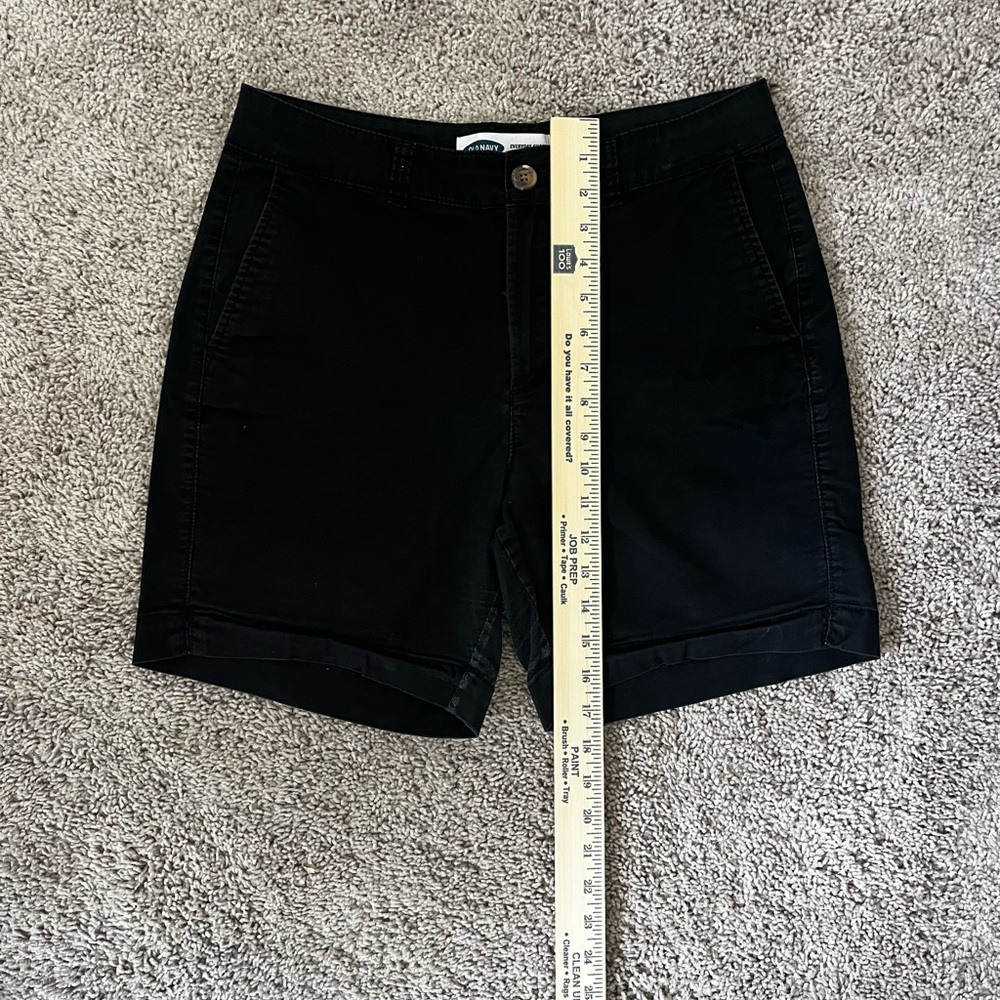 Old Navy Black Bermuda Shorts Athletic Casual Size 6
